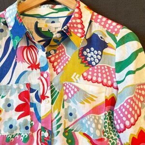 Boden Linen Button Front Blouse Women's Size 2 Bright Floral Tropical Bird Print